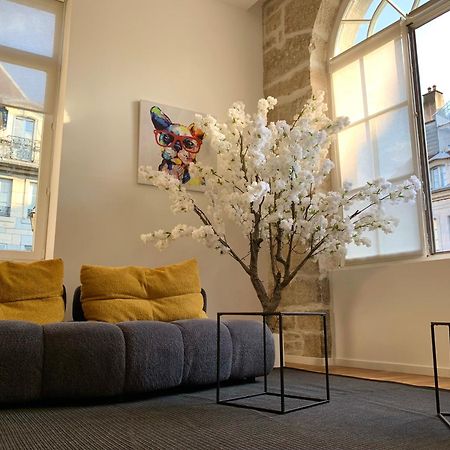 Les Fabuleux Appartements Du Coeur De Ville - Place Victor Hugo Besançon Eksteriør bilde
