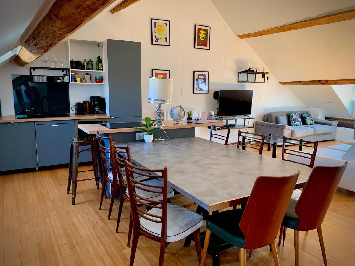 Les Fabuleux Appartements Du Coeur De Ville - Place Victor Hugo Besançon Eksteriør bilde