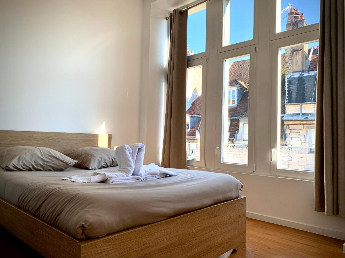 Les Fabuleux Appartements Du Coeur De Ville - Place Victor Hugo Besançon Eksteriør bilde