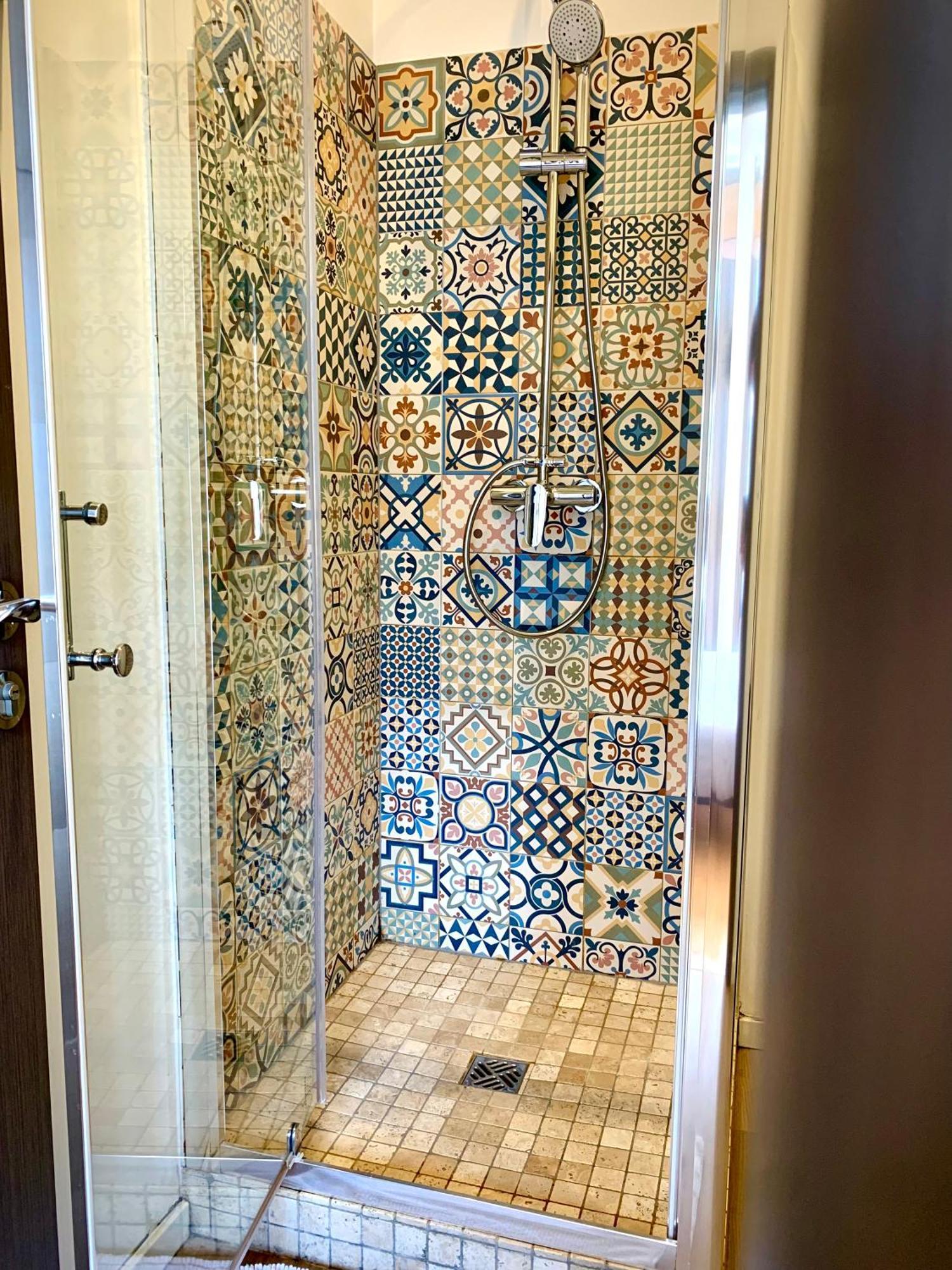 Les Fabuleux Appartements Du Coeur De Ville - Place Victor Hugo Besançon Rom bilde